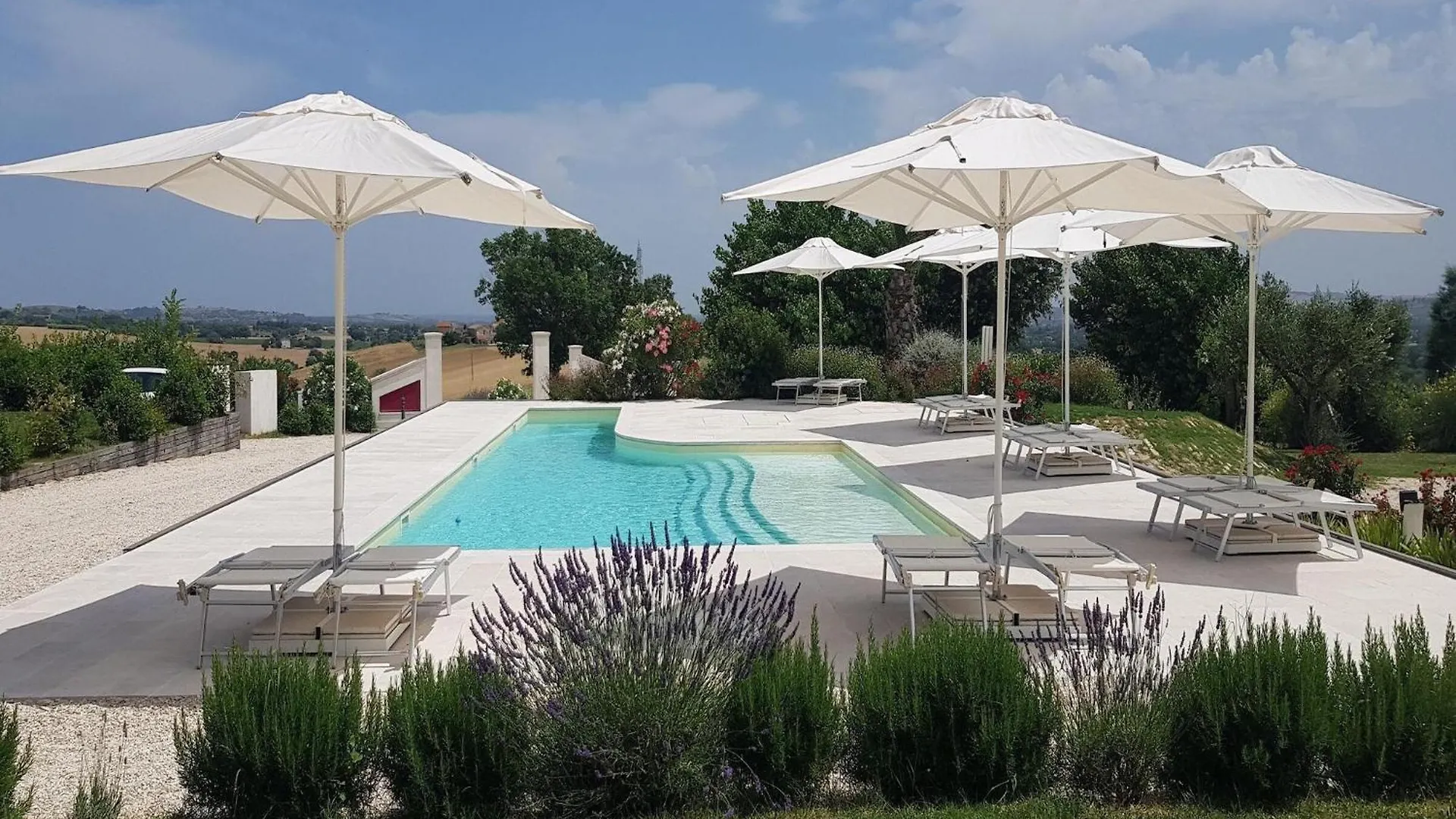 Loft In A Beautiful Villa With Swimming Pool Monsano